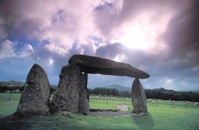 Dolmen v Bretani