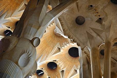 w_es_barcelona_sagrada3.jpg