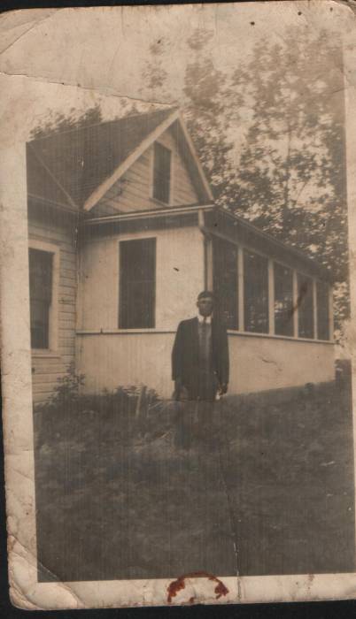 kostan_koljesar_u_kanadi-toronto_kolo_1935.jpg