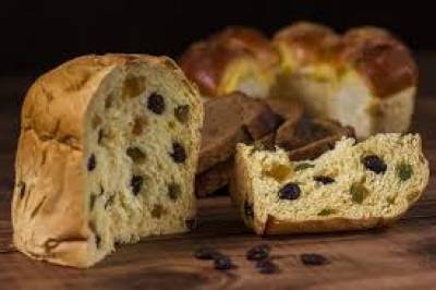  Italský vánoční dezert Panettone