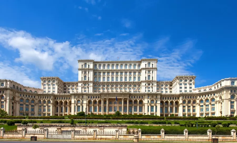 14169-1840w.webp